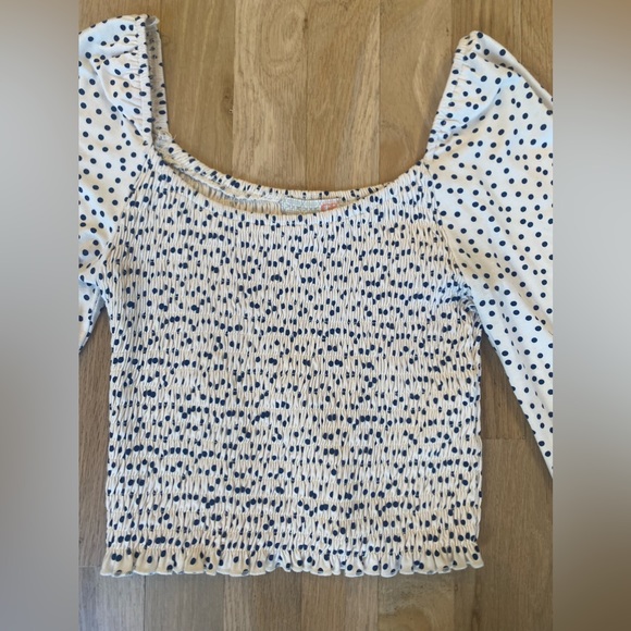 GB smocked crop top. Size XS - Picture 2 of 8